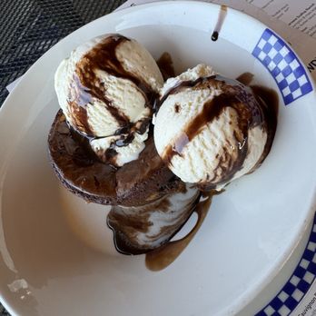 Duke's Seafood - Seafood Near Me - Seattle, Washington