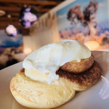 Lux Central - Cinnamon roll ' - Coffee & Tea Near Me - Phoenix, Arizona Lux Central - Cinnamon roll ' - Coffee & Tea Near Me - Phoenix, Arizona