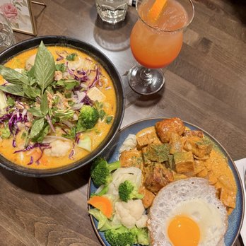 Amazing Basil - Thai Massaman Rice w/ Tofu, N8. Vegetable Laksa Noodle N8. - Asian Fusion Near Me - Fremont, California Amazing Basil - Thai Massaman Rice w/ Tofu, N8. Vegetable Laksa Noodle N8. - Asian Fusion Near Me - Fremont, California