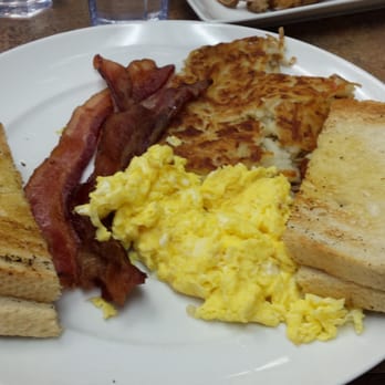 Bajis Cafe - Breakfast & Brunch Near Me - Mountain View, California