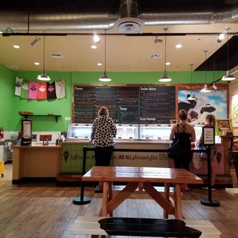 The Screamery - Plenty of these picnic tables for inside seating. - Ice Cream & Frozen Yogurt Near Me - Phoenix, Arizona