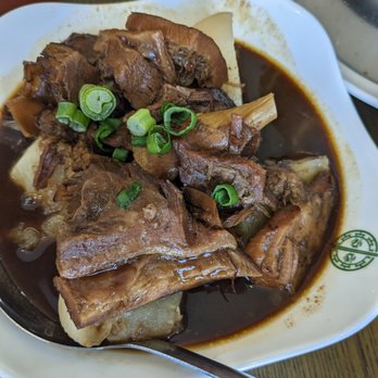 Tim Ho Wan - Braised beef brisket with turnip - Dim Sum Near Me - Katy, Texas