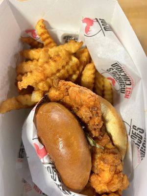 Monroe's Hot Chicken by null