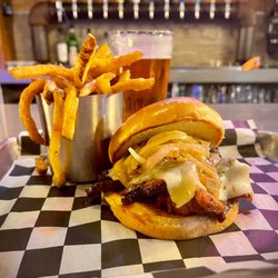 3rd Street Tavern - Lone Star Sandwich