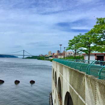 Riverside Park - Nice day take a long walk at The Riverside Park at Upper West 145th Street Park, Hamilton Heights Manhattan. - Parks Near Me - New York, New York