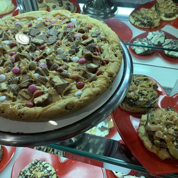 SweetPeas Emporium - Desserts Near Me - McHenry, Illinois SweetPeas Emporium - Desserts Near Me - McHenry, Illinois