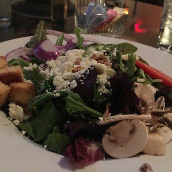 Capers - House salad - good ingredients, but needed salt & pepper added - American Near Me - Little Rock, Arkansas