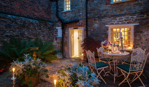 Summer Lodge Country House Hotel & Restaurant by null