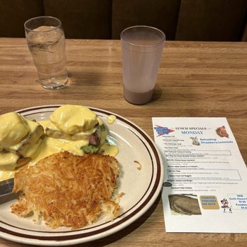 Hanover Pancake House - Eggs Benedict - American Near Me - Topeka, Kansas Hanover Pancake House - Eggs Benedict - American Near Me - Topeka, Kansas