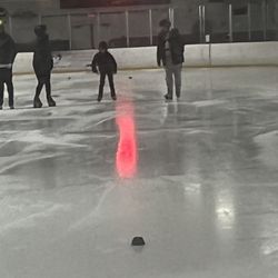 Iceland Family Skating Center - Family fun