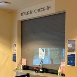 Providence Mill Creek Walk-In Care - Reception desk