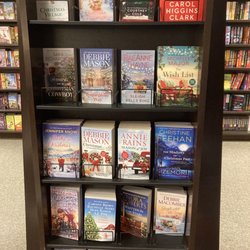 Barnes & Noble - Christmas reads