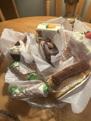 Fratelli's Pastry Shop (Quincy) by null