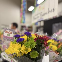 H-E-B - Fresh flowers