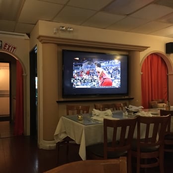 Pi On Sunset - Big TV - Mediterranean Near Me - Granada Hills, California