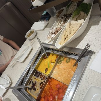 Haidilao - Chinese Near Me - Mesa, Arizona