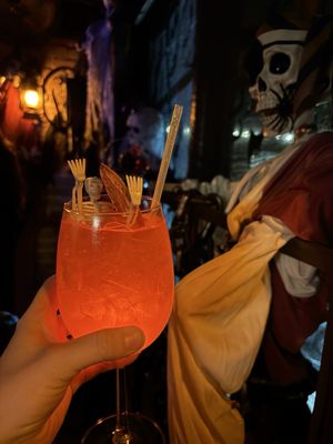 Porters Western Saloon by null