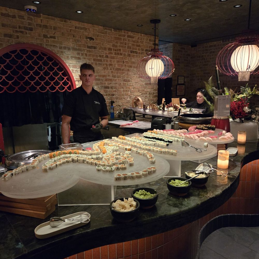 TAO Chicago Restaurant - Sushi station - Pan Asian Near Me - Chicago, Illinois