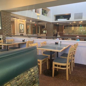 Charley's Restaurant and Catering - Interior - New American Near Me - Lynchburg, Virginia