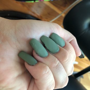 Natural Nails - Nail Salons Near Me - Kill Devil Hills, North Carolina