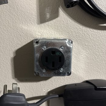 Bear Electric - 240V EV Outlet - Electricians Near Me Bear Electric - 240V EV Outlet - Electricians Near Me