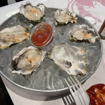 Star Crab - Half dozen oysters - Seafood Near Me - Riverside, California Star Crab - Half dozen oysters - Seafood Near Me - Riverside, California