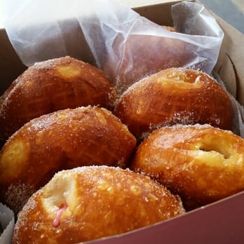 Leonard's Bakery - July's flavor of the month: guava - Bakeries Near Me - Honolulu, Hawaii Leonard's Bakery - July's flavor of the month: guava - Bakeries Near Me - Honolulu, Hawaii