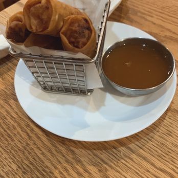 Miss Saigon - 3 Eggrolls - Vietnamese Near Me - Chicago, Illinois Miss Saigon - 3 Eggrolls - Vietnamese Near Me - Chicago, Illinois