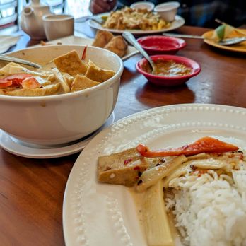 Thai Tip - Green curry with tofu - Thai Near Me - Albuquerque, New Mexico Thai Tip - Green curry with tofu - Thai Near Me - Albuquerque, New Mexico