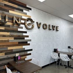 Yelp Elite Experience: Everbowl Bakersfield - Inside
