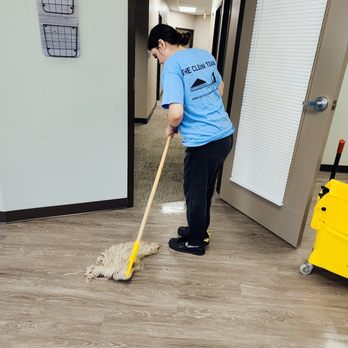 Best Commercial Cleaning Solutions - Office Cleaning Near Me - Indianapolis, Indiana Best Commercial Cleaning Solutions - Office Cleaning Near Me - Indianapolis, Indiana
