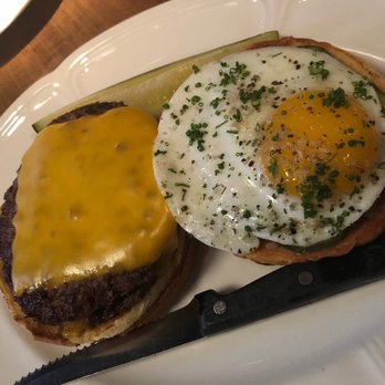 Au Cheval - Single cheeseburger with a fried egg - Bars Near Me - Chicago, Illinois Au Cheval - Single cheeseburger with a fried egg - Bars Near Me - Chicago, Illinois