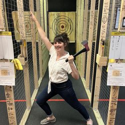 Woodchuckers Axe Throwing