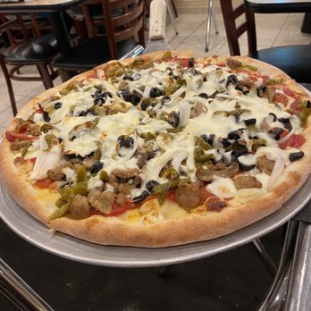 Kings New York Pizza - Falling Waters - King's Special Pizza - Italian Near Me - Falling Waters, West Virginia