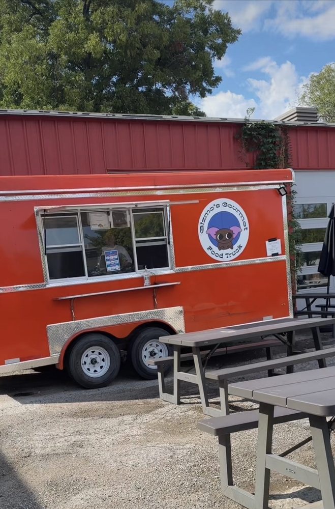 Gizmo’s Gourmet Food Truck