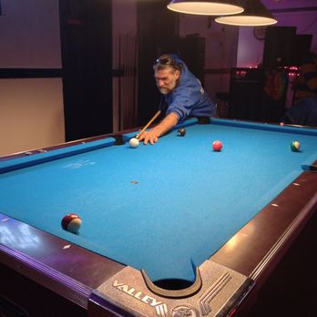 Stella's A Fun Drinkery - Dive Bars Near Me - Hamilton, Ohio Stella's A Fun Drinkery - Dive Bars Near Me - Hamilton, Ohio