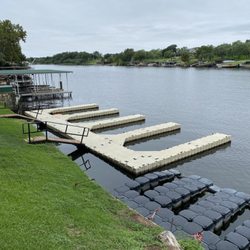 Heart of Texas Lake Resort - Boat slips
