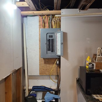 AA Williams Services Plus - a kitchen with a microwave and a microwave oven - Electricians Near Me - Washington, Pennsylvania AA Williams Services Plus - a kitchen with a microwave and a microwave oven - Electricians Near Me - Washington, Pennsylvania