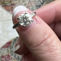 Shannon Fine Jewelers - This is my grammas 25th wedding anniversary gift from my grampa.