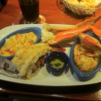 Red Lobster - Rock lobster, crab, and shrimp scampi with lobster mashed potatoes. - Seafood Near Me - Pittsburg, California Red Lobster - Rock lobster, crab, and shrimp scampi with lobster mashed potatoes. - Seafood Near Me - Pittsburg, California