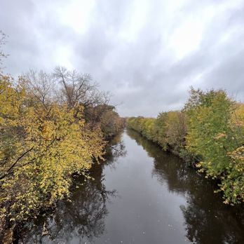 Three Bridges Park - Parks Near Me - Milwaukee, Wisconsin