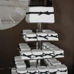 Tasty Cakes & Cupcakes - Mini wedding cake replicas