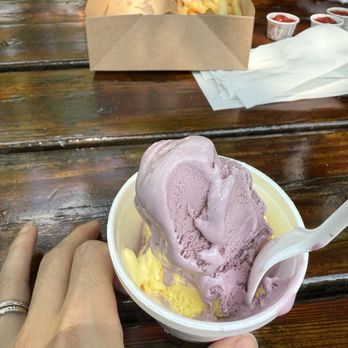 Boehringer's Drive-In - Raspberry ice cream / lemon ice cream - Ice Cream & Frozen Yogurt Near Me - Adamstown, Pennsylvania Boehringer's Drive-In - Raspberry ice cream / lemon ice cream - Ice Cream & Frozen Yogurt Near Me - Adamstown, Pennsylvania