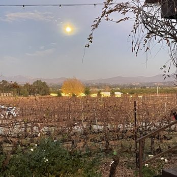 Lorimar Vineyards and Winery - Wineries Near Me - Temecula, California