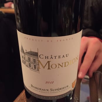 Le Petit Pontoise - A tasty Bordeaux - Bistros Near Me - Paris, 75 Le Petit Pontoise - A tasty Bordeaux - Bistros Near Me - Paris, 75