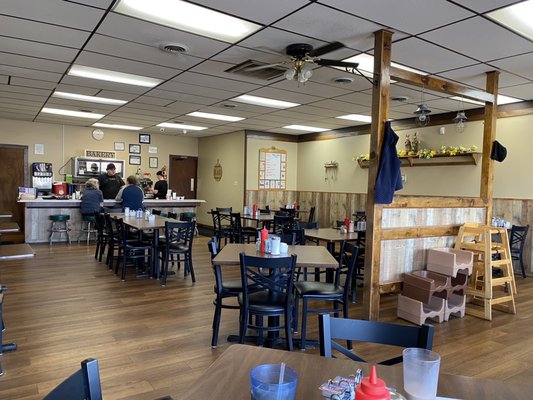 DONNA S FAMILY RESTAURANT Updated July 2025 18 Photos 29 Reviews DONNA S FAMILY RESTAURANT Updated July 2025 18 Photos 29 Reviews