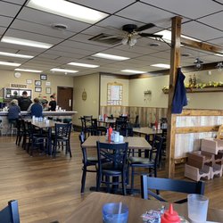 Donna's Family Restaurant - Inside of restaurant