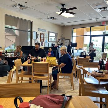 House of Omelets - Naples - Inside - Breakfast & Brunch Near Me - Naples, Florida House of Omelets - Naples - Inside - Breakfast & Brunch Near Me - Naples, Florida