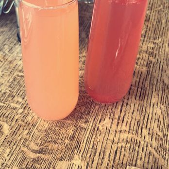 La Note - Grapefruit mimosa and rasberry mimosa - French Near Me - Berkeley, California