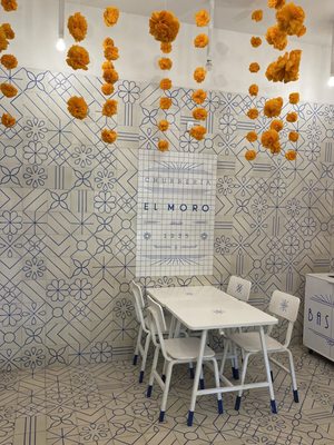 Churrería el Moro Mercado Roma by null